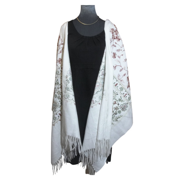La Seine White Pashmina Shawl Wrap Gold Green Embroidery Fringe 78"x28" Holiday - Picture 5 of 14